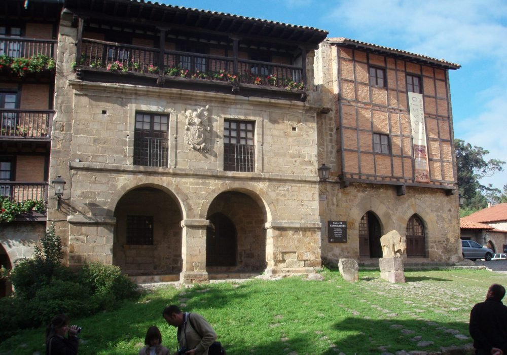 Museo de Arte contemporaneo Jesus Otero en Santillana del mar