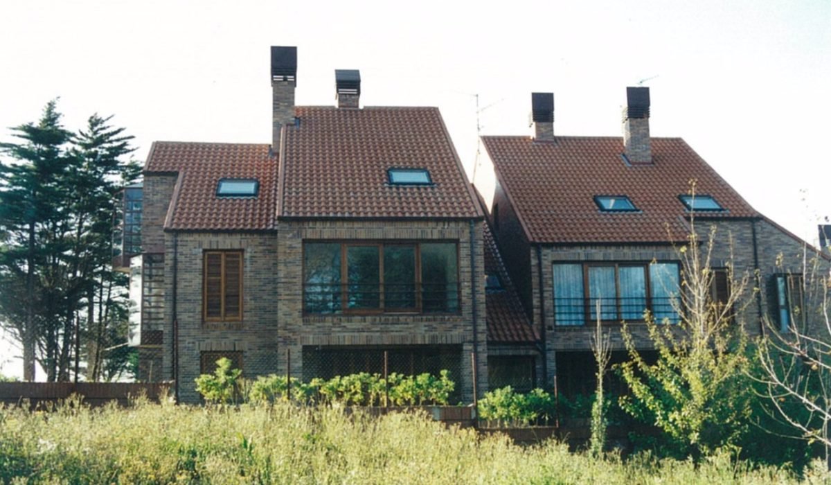 VEINTE APARTAMENTOS EN NOJA​